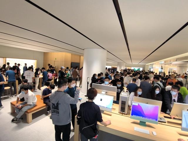 呼市苹果店开了吗最近新闻呼和浩特市新闻头条今日新闻-第2张图片-太平洋在线下载