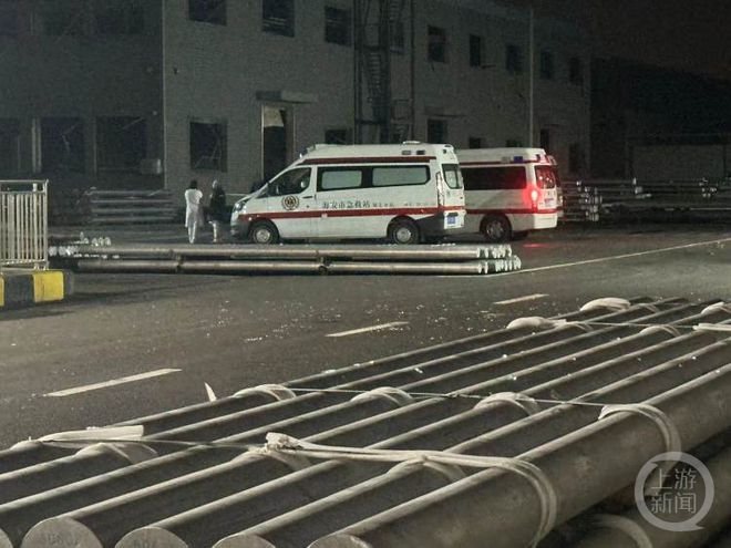 长治新闻手机充电爆炸边充电边玩手机会爆炸新闻